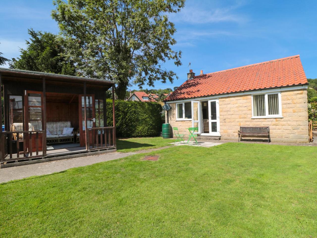 River Gardens Cottage Whitby Extérieur photo